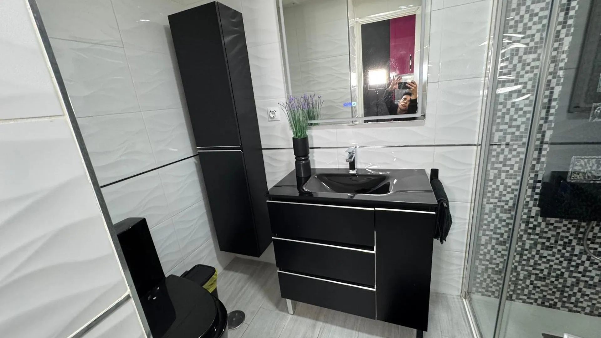 Centrico Luxury Pink Apartment Torremolinos Spain